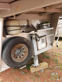 2002 MODEL SUNDOWNER ALUMINUM HORSE TRAILER W/ LIVING QUARTERS - OPEN STOCK