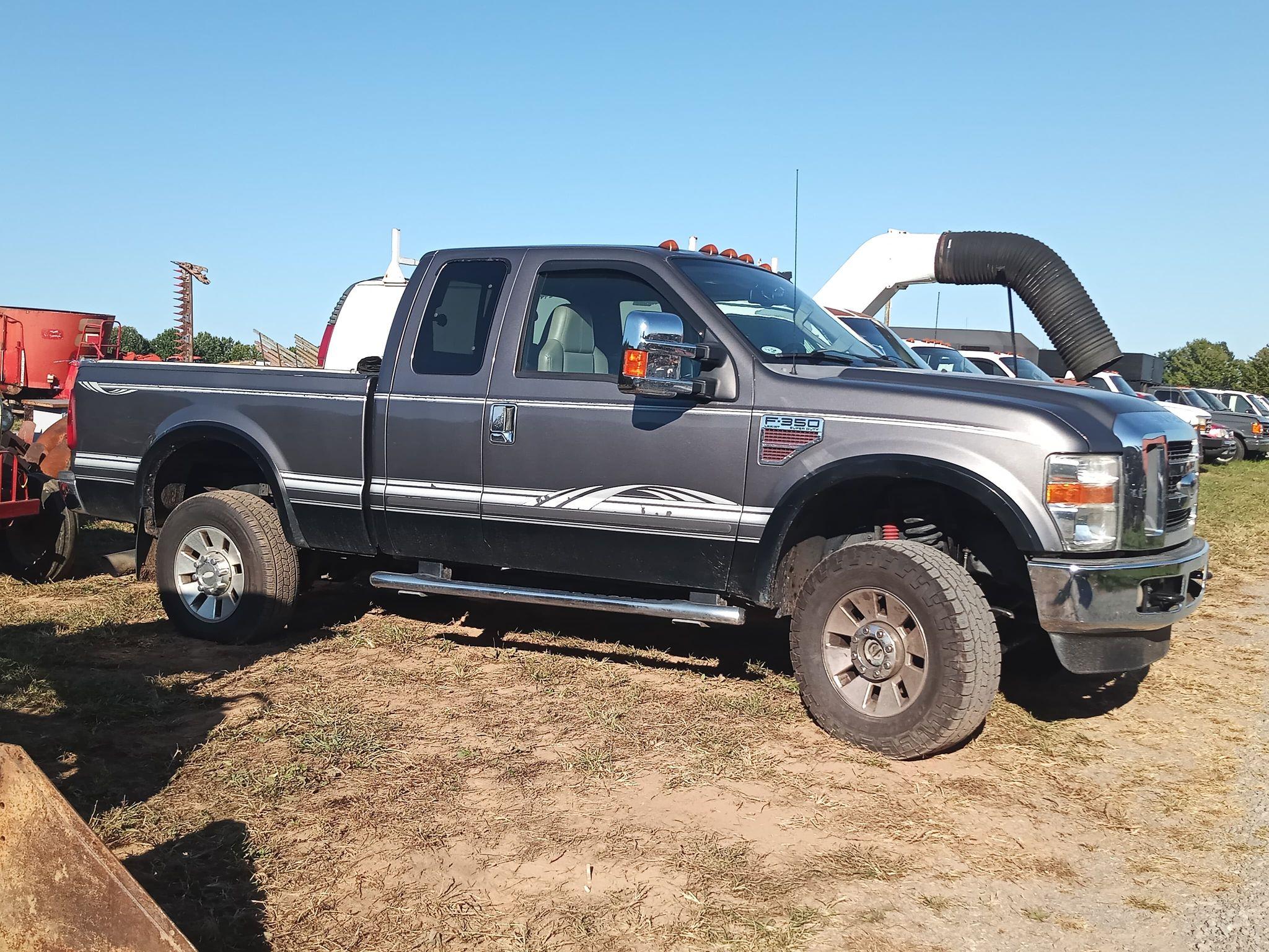 2009 FORD F350 V8 POWERSTROKE RUNS BUT NEEDS WORK 215,784.5 MILES *HAS TITL