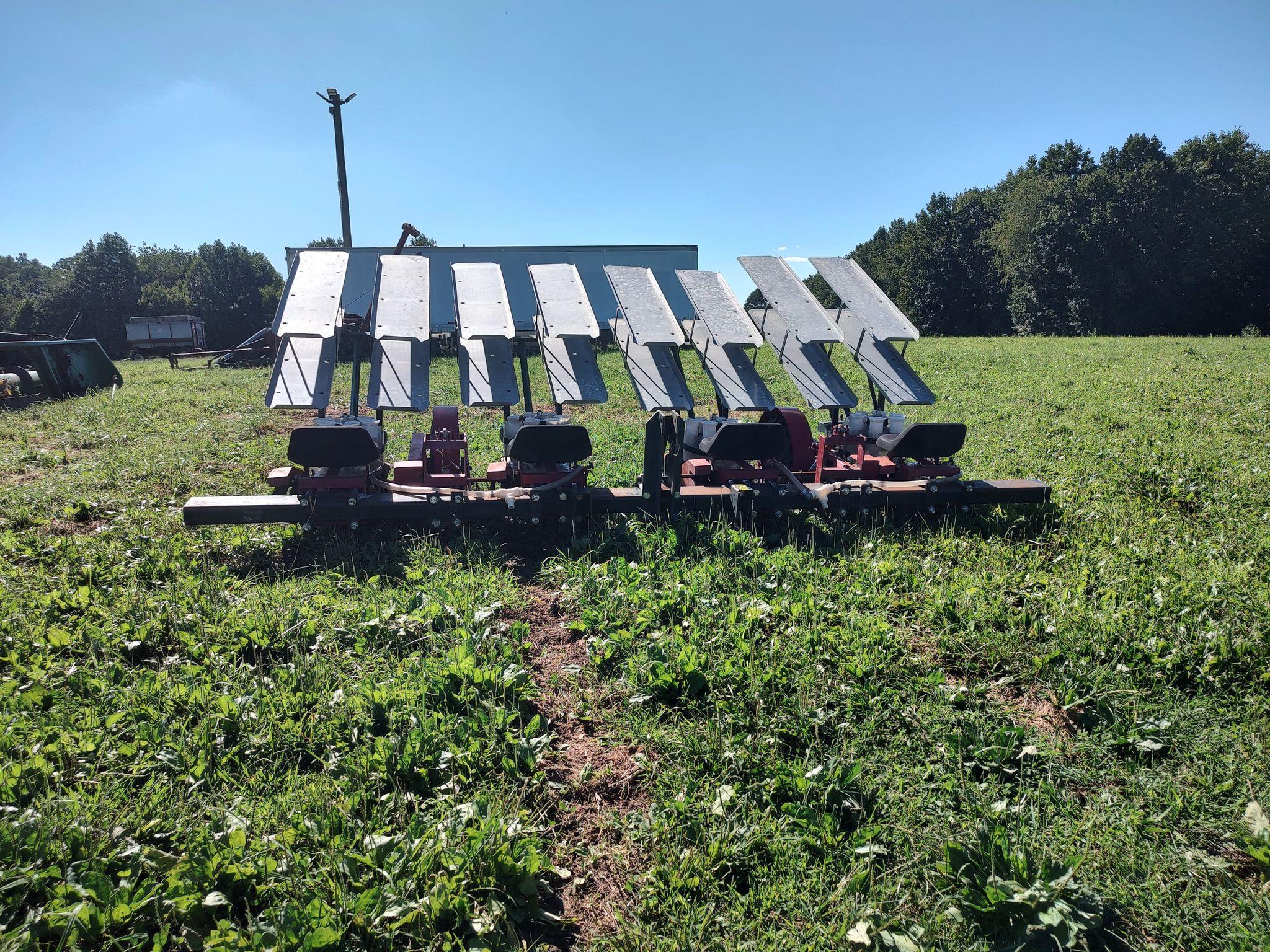 HOLLAND TRANSPLANTER TOBACCO SETTER