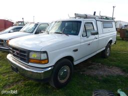 95 FORD F250 GAS 194,000 MILES W/ WORKBED *BRINGING TITLE*