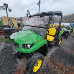 JOHN DEERE GATOR  4X4 XUV560E 4WD 1675 HRS