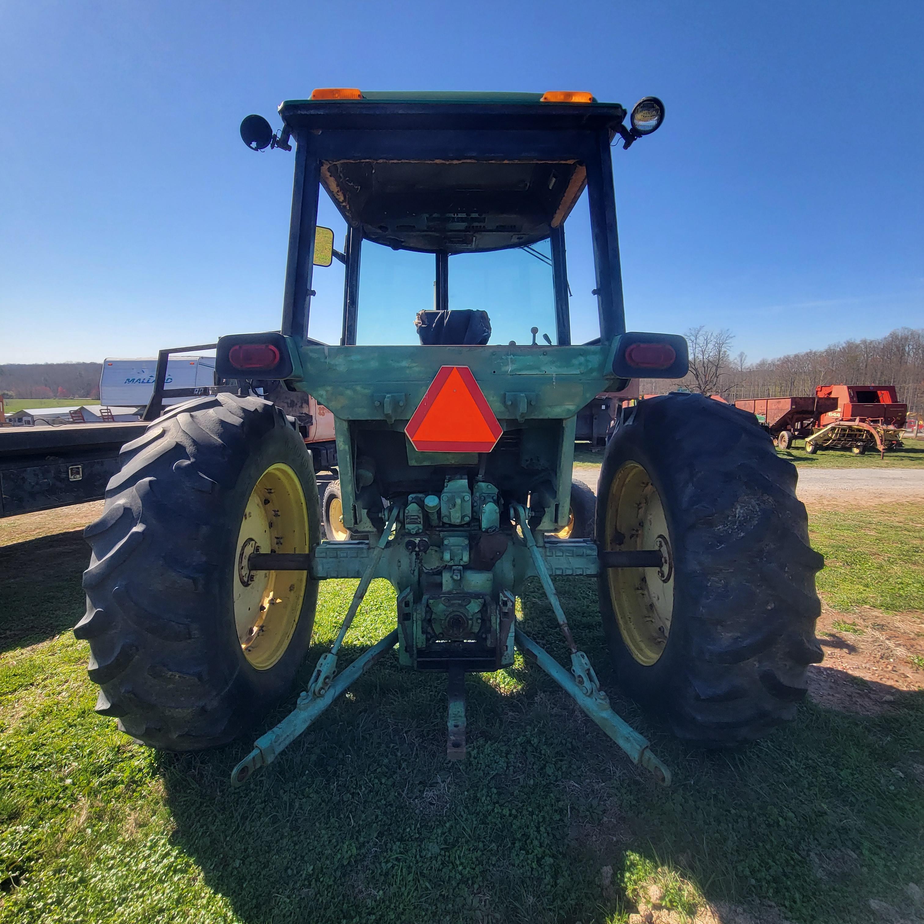 JOHN DEERE 4430 TRACTOR - 1175 HOURS