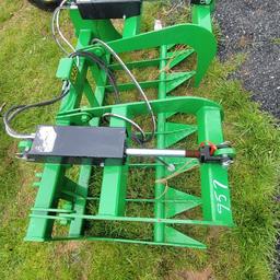 JOHN DEERE TYPE GRAPPLE 60" W/ HOSES