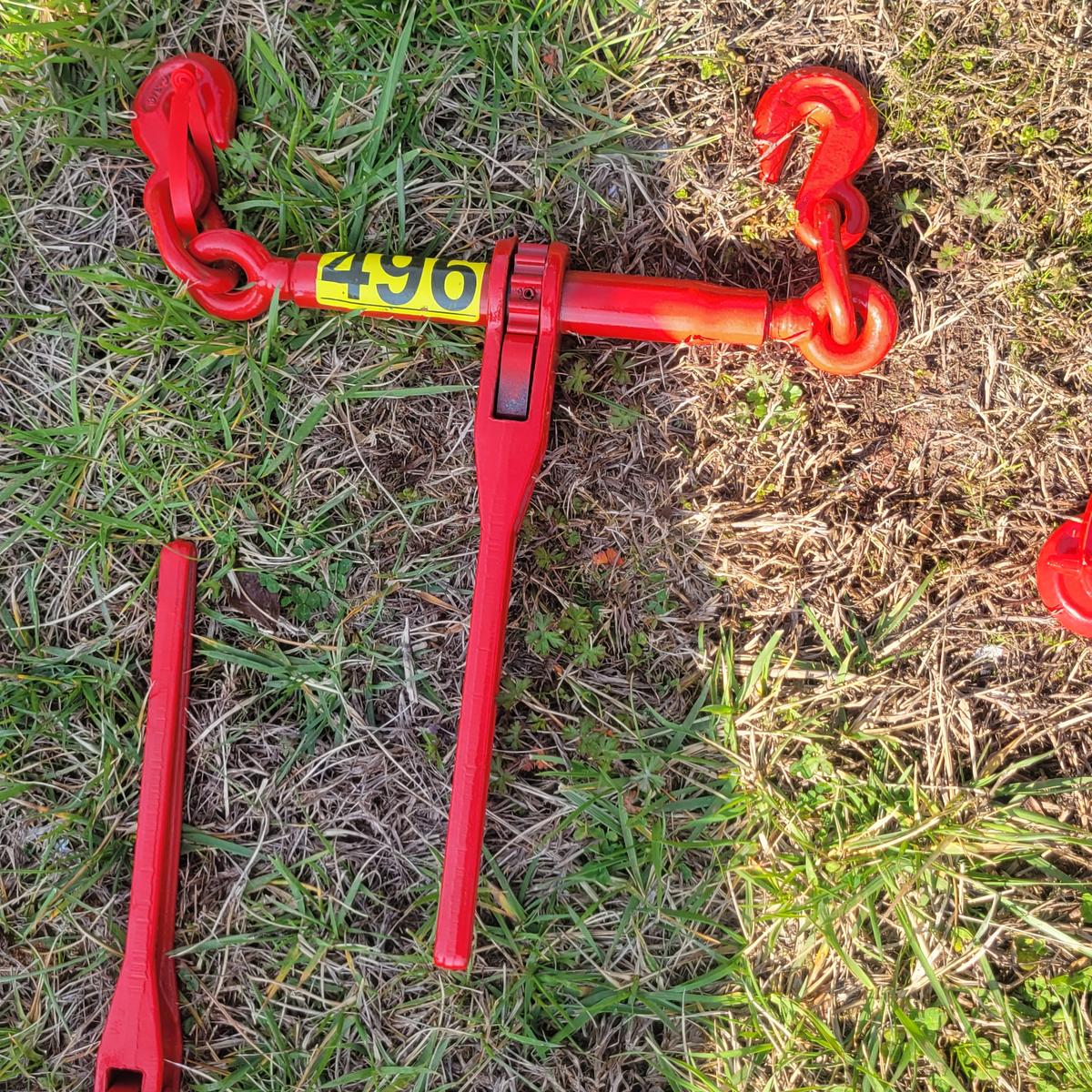 CHAIN BINDER (RED)