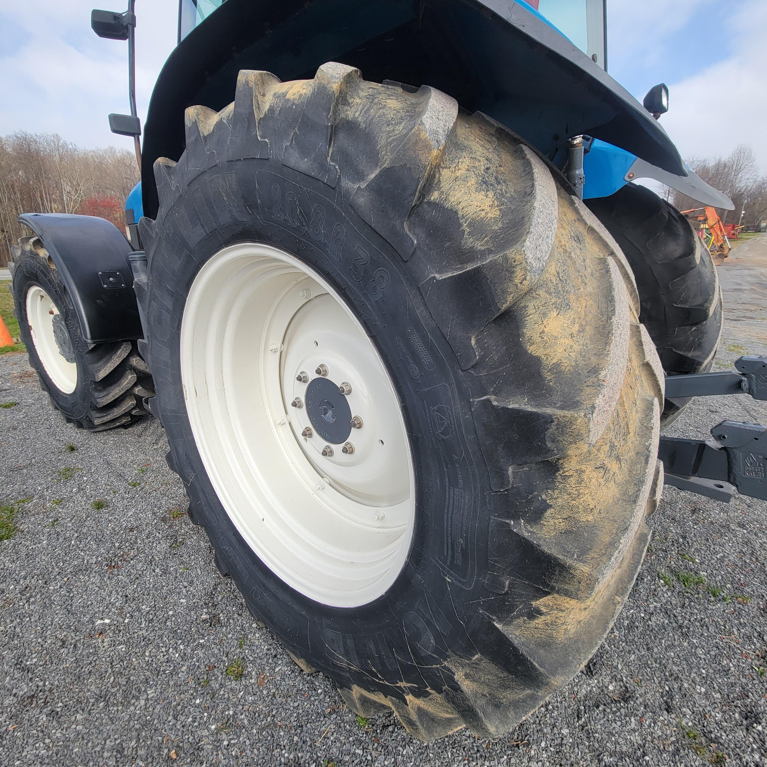 NEW HOLLAND 8360 TRACTOR 3601 HOURS