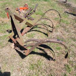 1 ROW CULTIVATOR