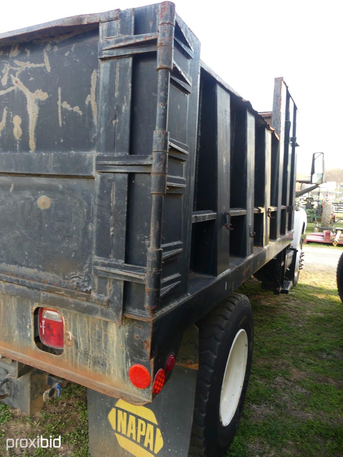 2008 CHEVY DUMPTRUCK W/ TITLE - 139K MILES