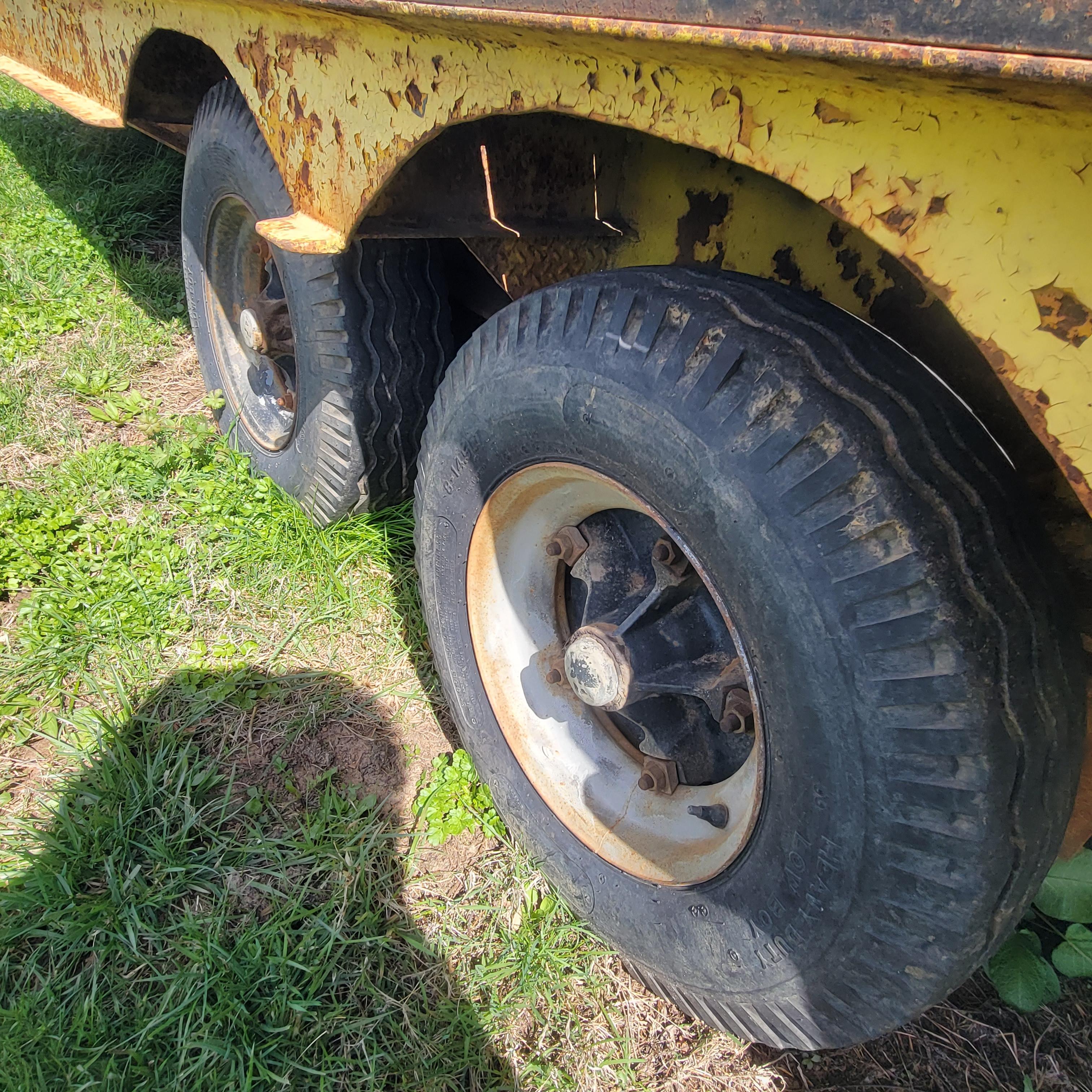 DUAL AXLE FLAT DECK TRAILER - YELLOW W/ PINTLE HITCH AND RAMPS