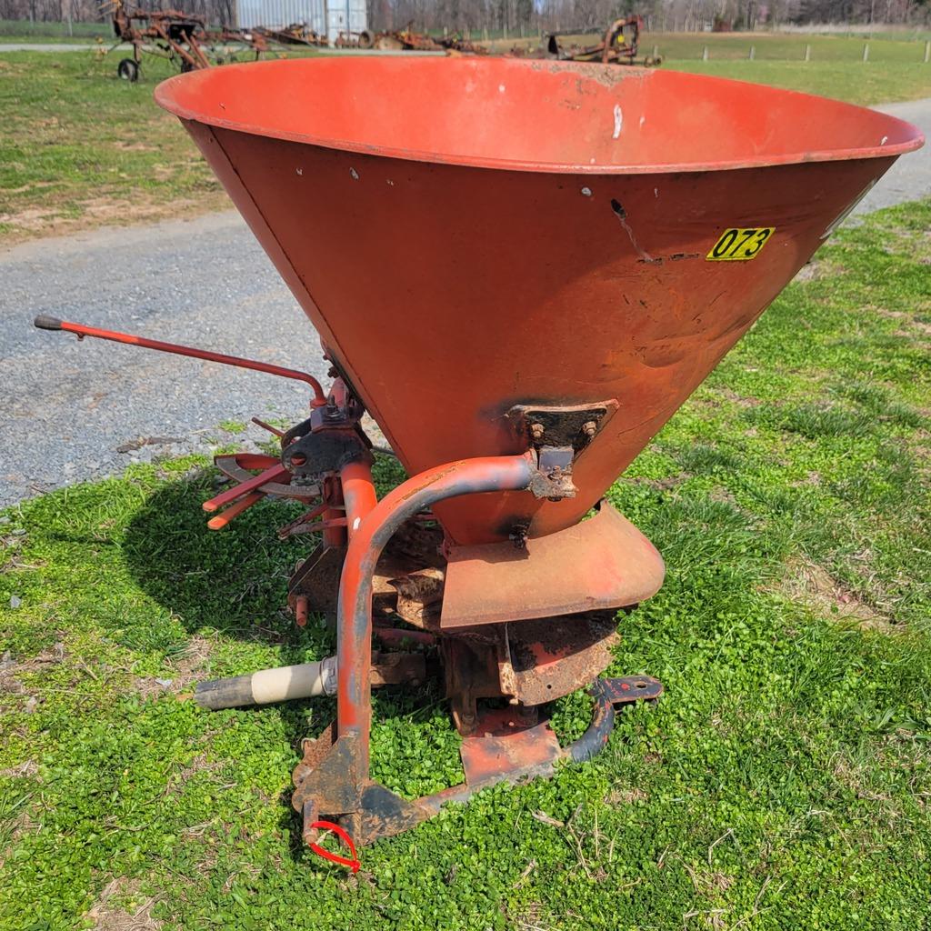 BALTIMATIC FERTILIZER SPREADER