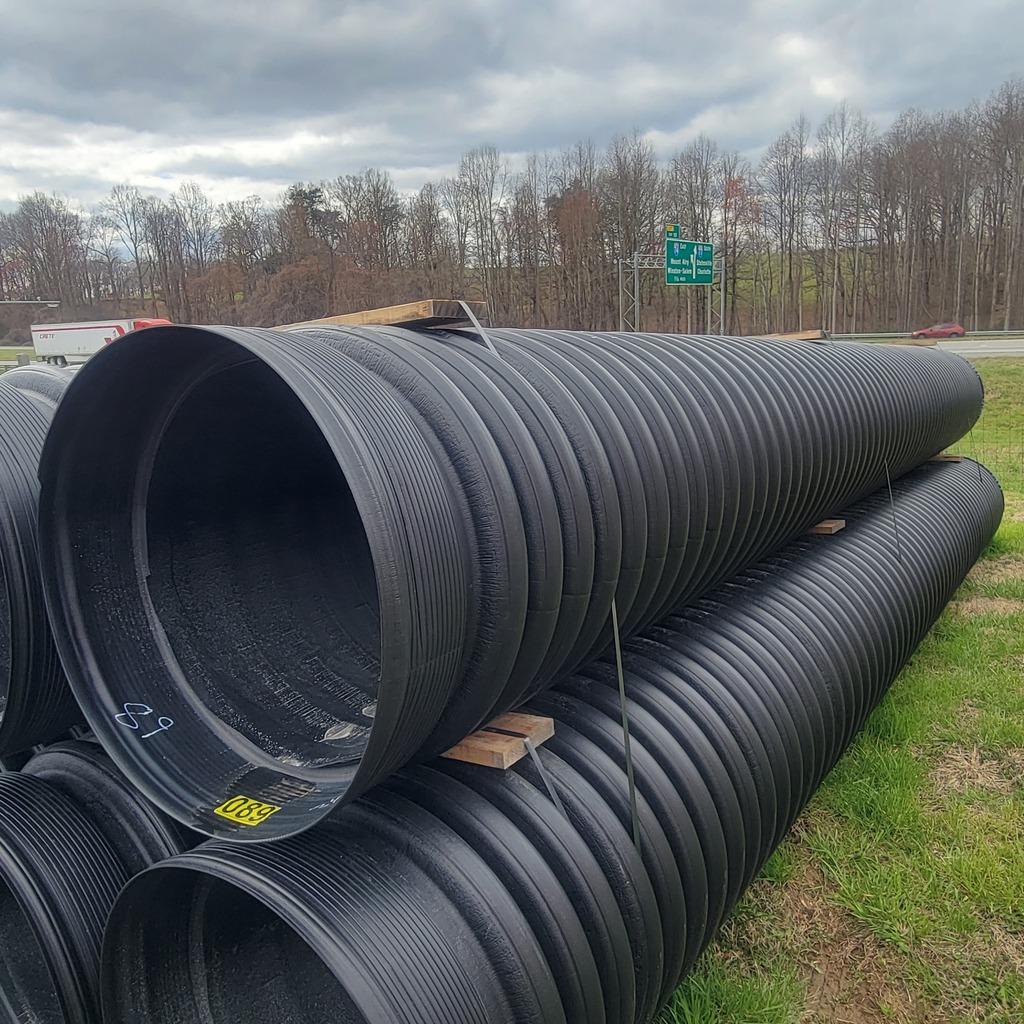 24" OUTSIDE DIAMETER DOUBLE WALL PLASTIC CULVERT 20FT LONG