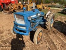 2000 Ford Gas Tractor