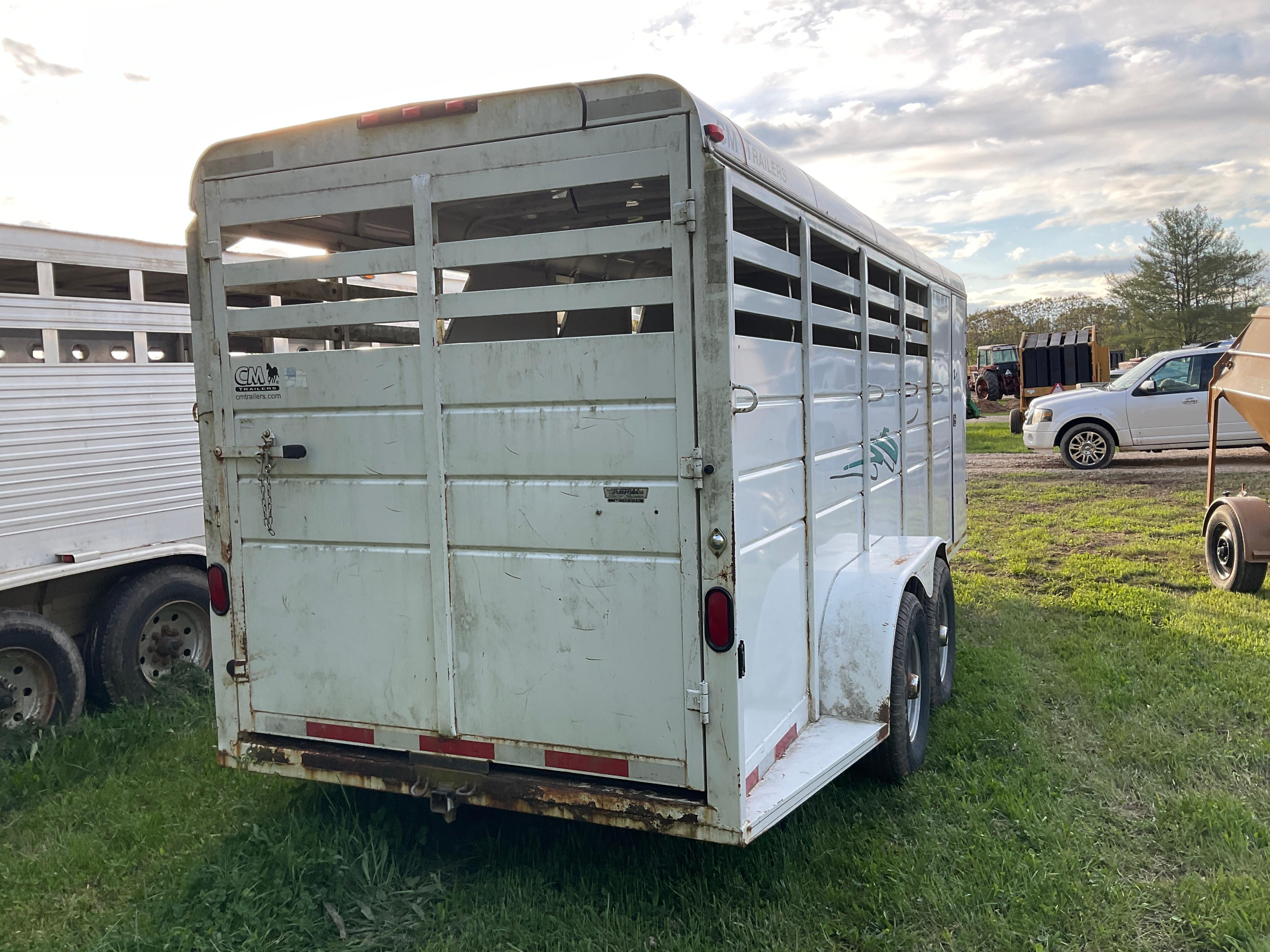 CM Horse Trailer