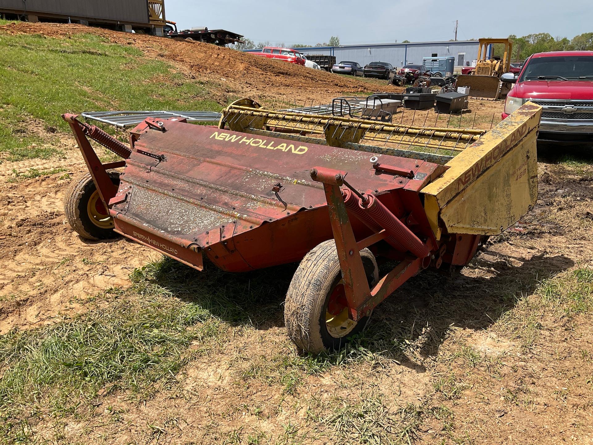 New Holland 9 ft Hay Bind