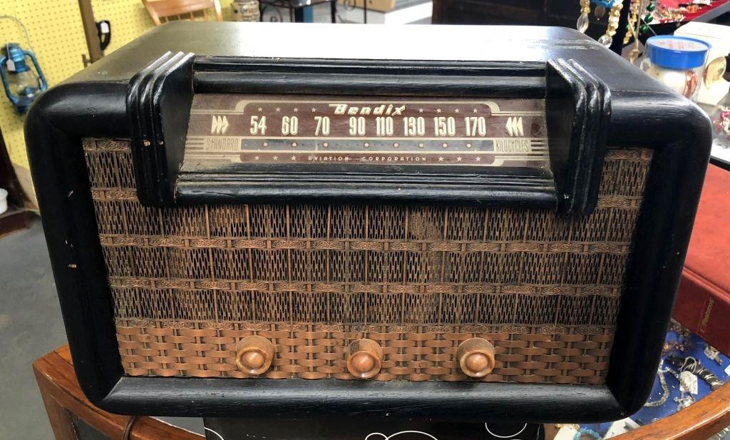 Antique Bendix Radio