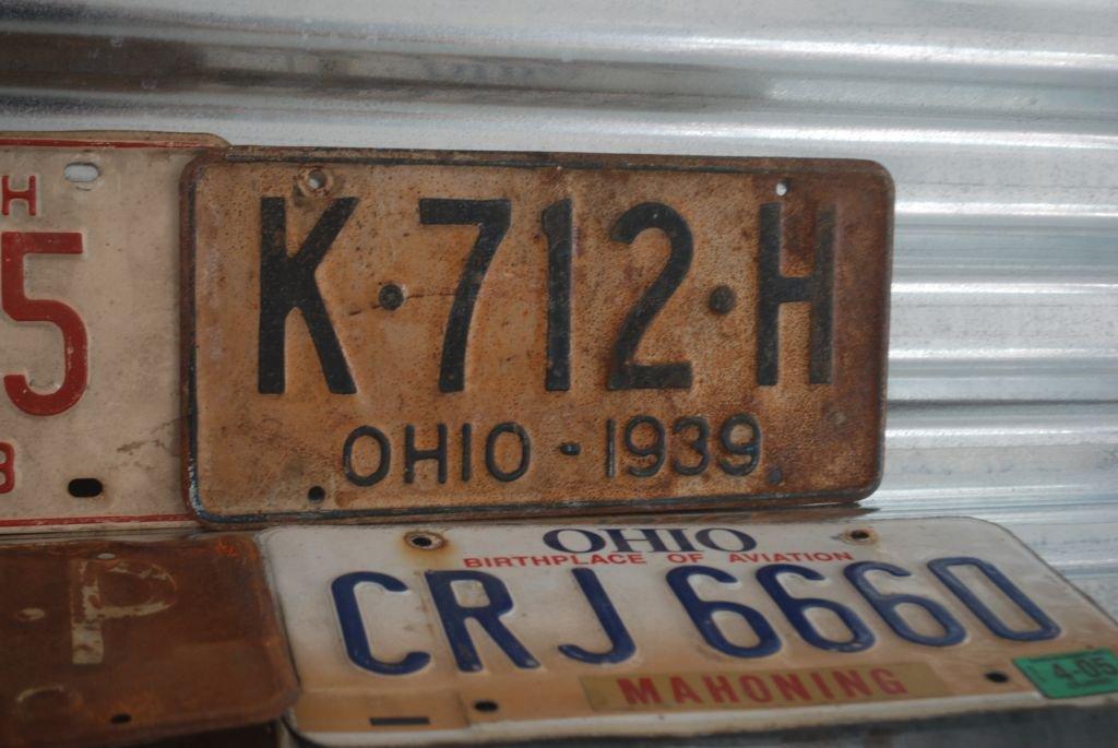 License Plates w/ House Vehicle