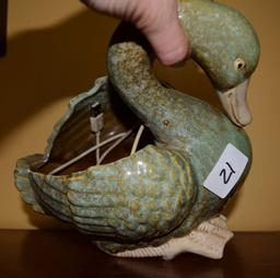 POTTERY SWAN