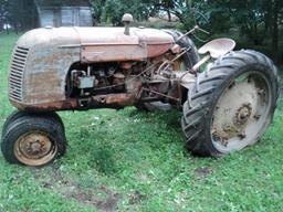 1948 CO-OP E3 Antique Tractor