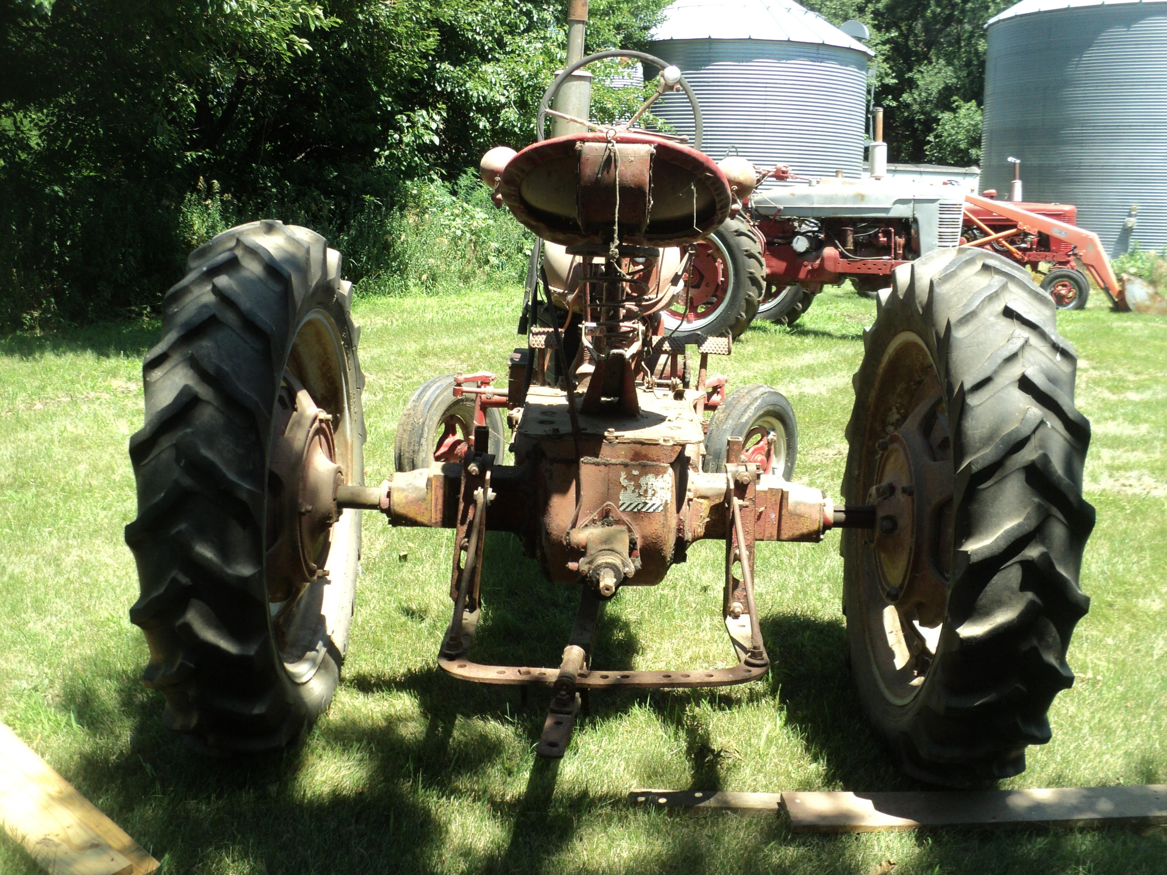 Farmall H