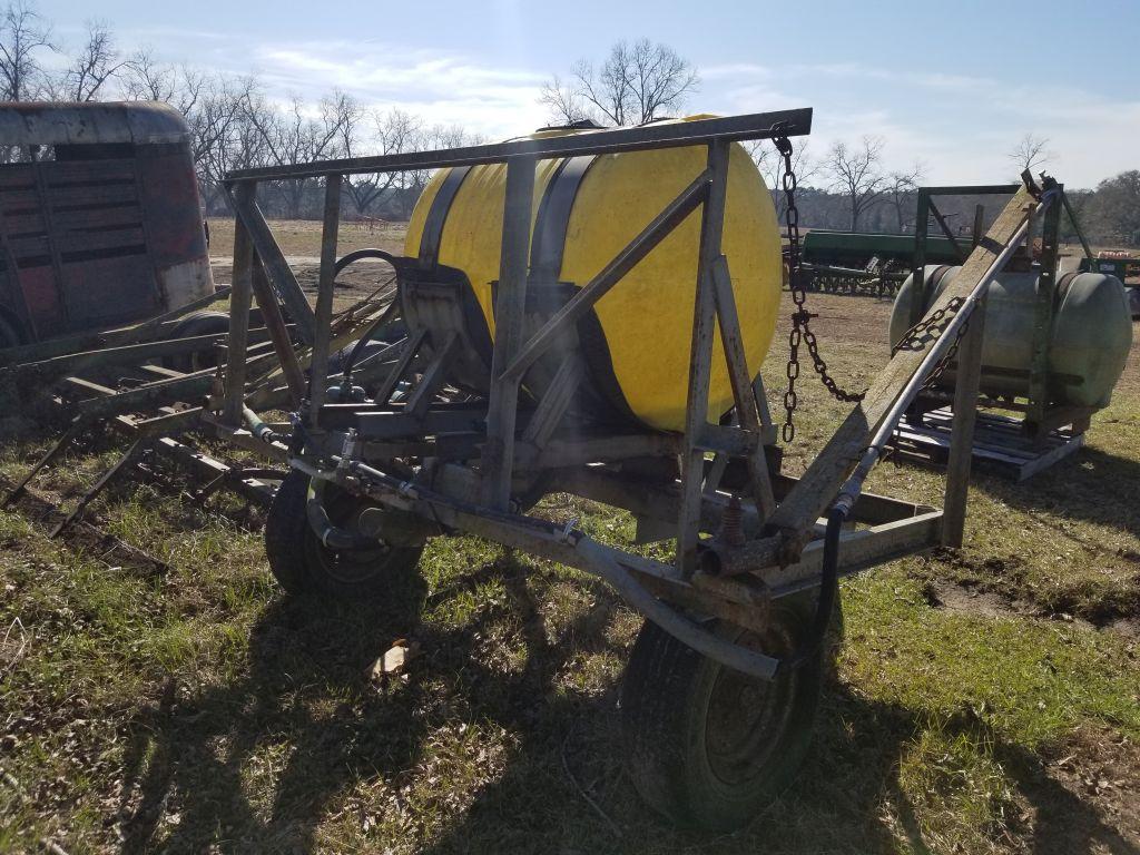 200 GAL SPRAY RIG, PULL TYPE, 6' BOOMS