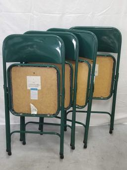 Set of 4 Folding Chairs - Green with Padded Seats