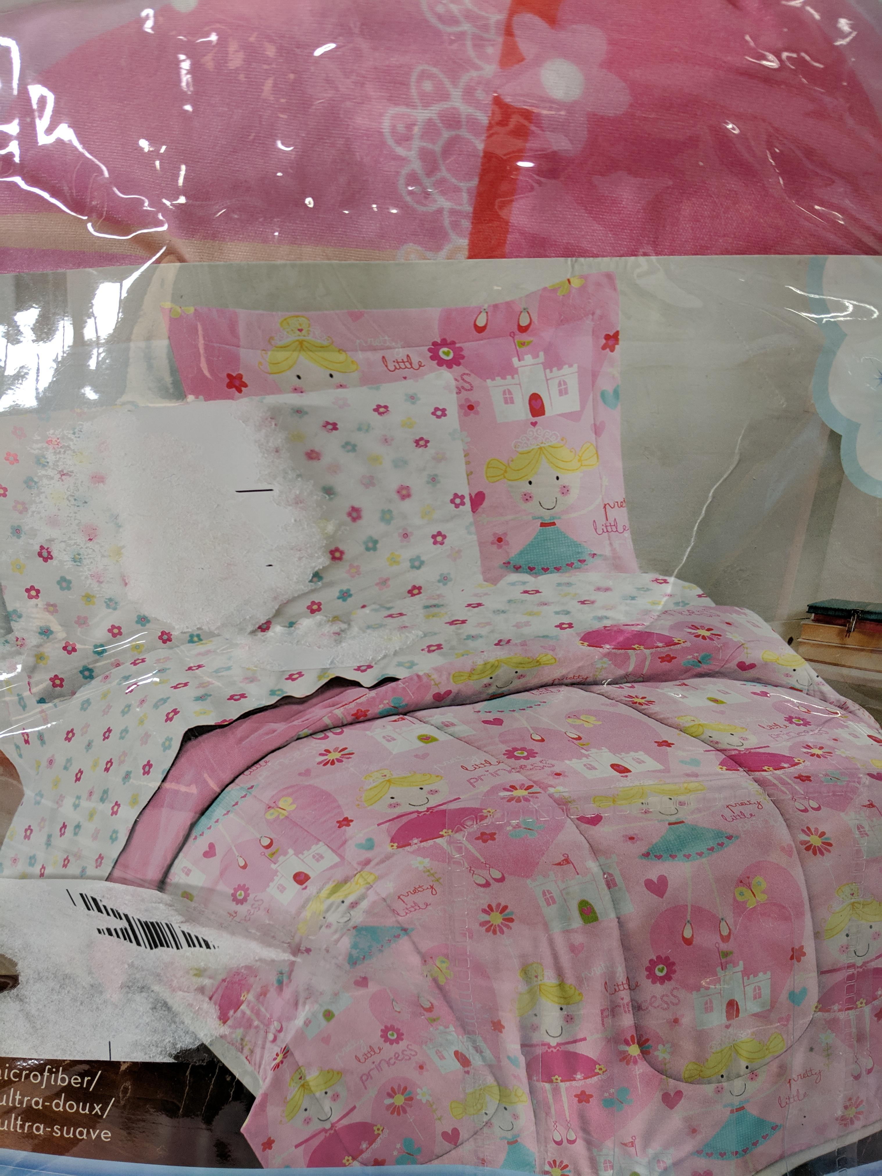 Full/Double Complete Bed Set, Pretty Princess, Comforter, Flat & Fitted Sheet, Pillowcases - New