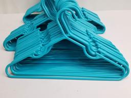 Delta Children's Hangers (100ct) - Turquoise - New