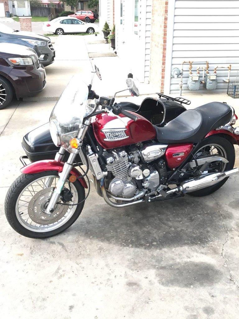 1996 Triumph Thunderbird Cruiser With Side Car