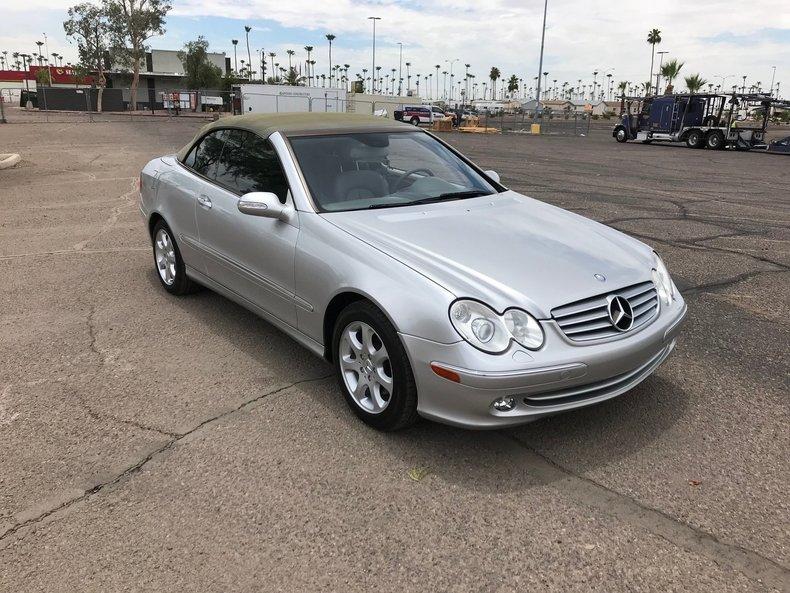 2004 Mercedes-Benz CLK320 Convertible