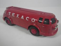 Ertl 1934 Diamond T "Doodle Bug" Texaco Tanker Limited Edition - 1994