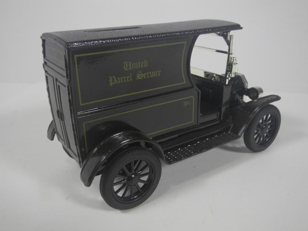 Ertl 1913 UPS Front Panel Side Truck 1:25 Scale Coin Bank w/Key & Box