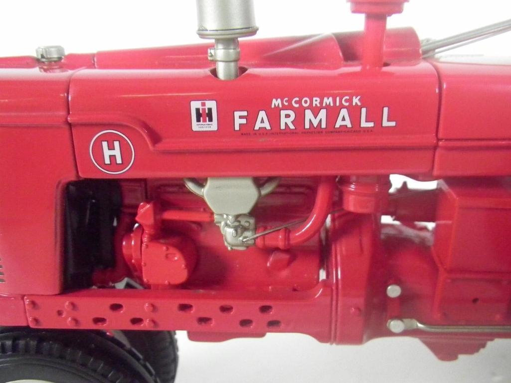 Franklin Mint Percision Models International Harvester McCormick Model H 1/12 Scale Model