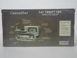 Norscot Caterpillar Twenty-Two Track Type Tractor 1:16 Scale Model, New in Box