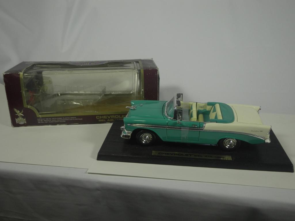 Road Legends 1956 Chevrolet Bel Air 1:18 Scale Model w/Box