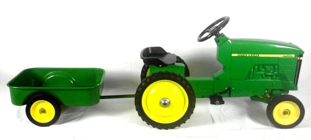 Ertl John Deere 8400 Peddle Tractor & Wagon