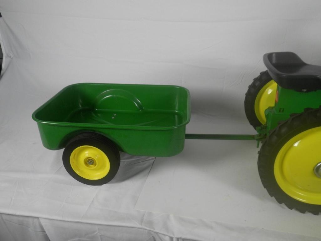 Ertl John Deere 8400 Peddle Tractor & Wagon