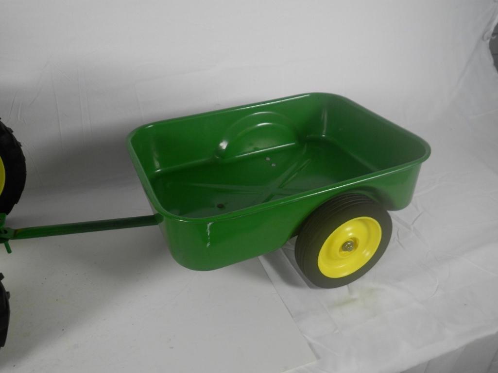 Ertl John Deere 8400 Peddle Tractor & Wagon