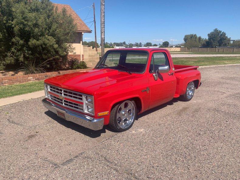 1986 Chevrolet C10 Custom Pickup