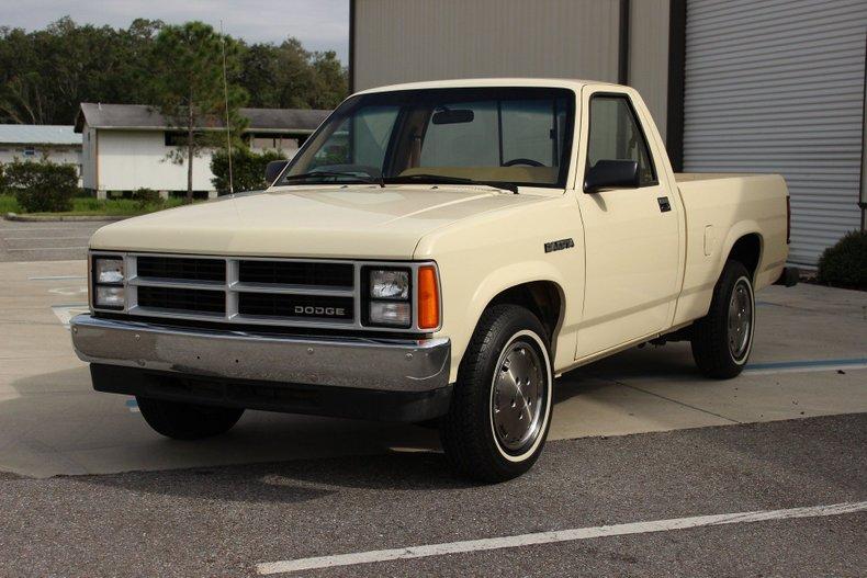 1988 Dodge Dakota Pickup