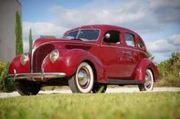 1938 Ford Deluxe Fordor Sedan