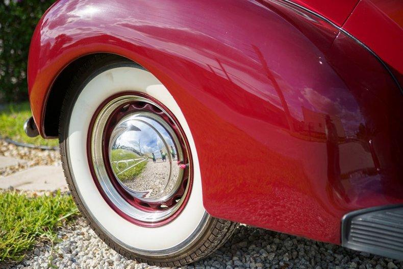 1938 Ford Deluxe Fordor Sedan