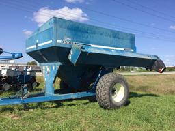 KINZE 450 C CONVEYOR WAGON