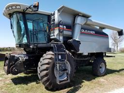 2003 GLEANER R65 FIELD STAR COMBINE