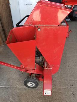 TROY BUILT CHIPPER SHREDDER