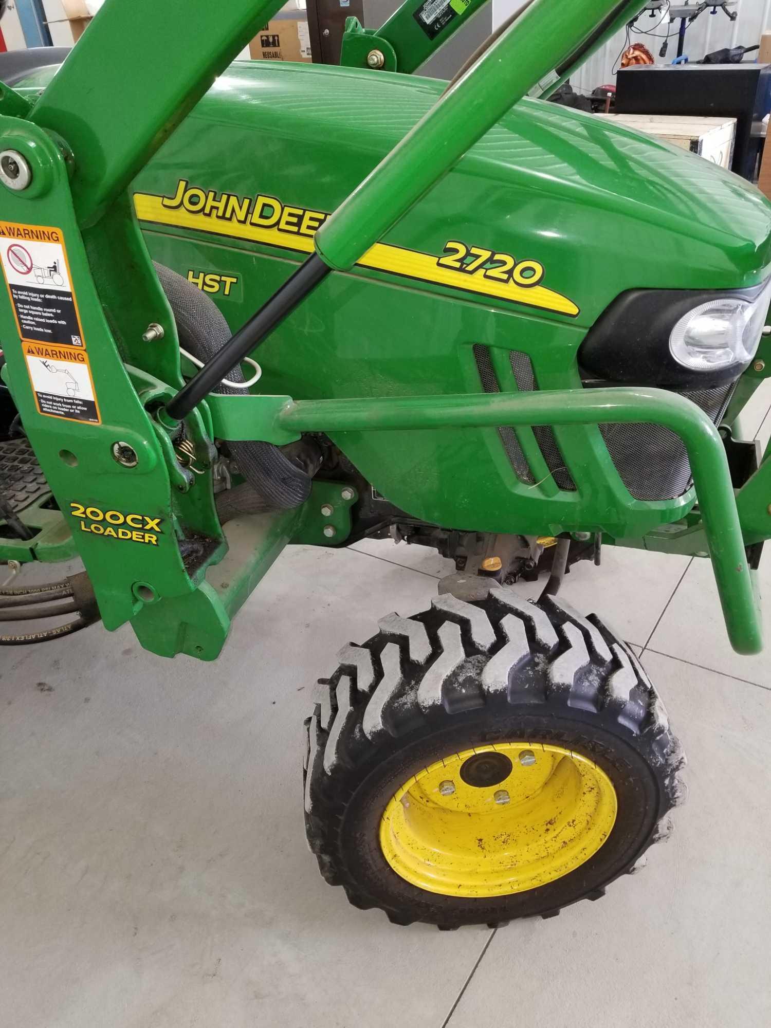 John Deere 2720 4WD Utility Tractor with Loader