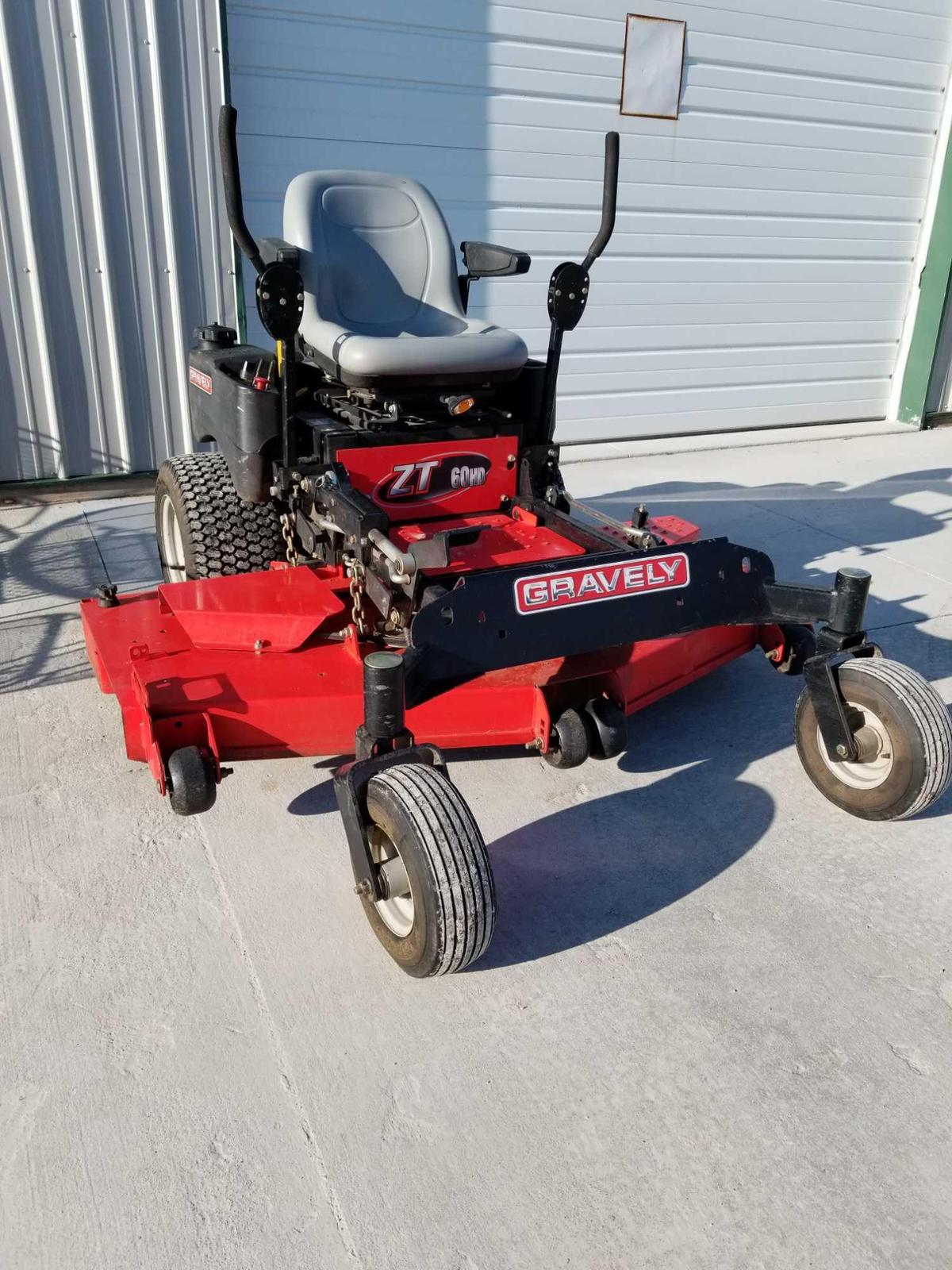 GRAVELY ZT 60 ZERO TURN MOWER