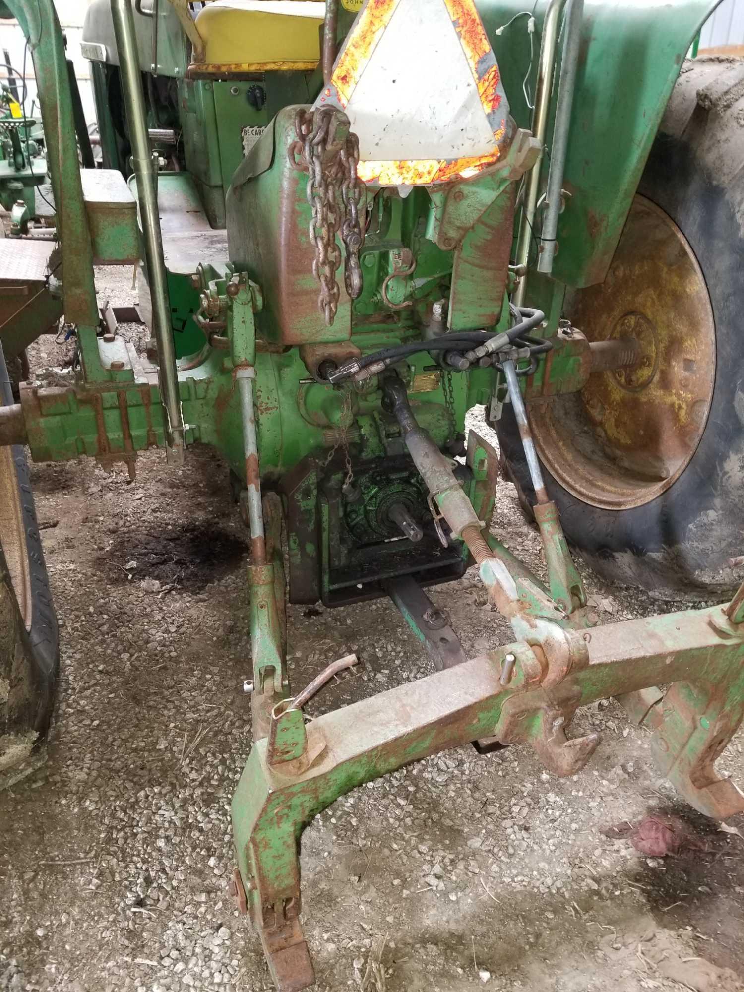 JOHN DEERE MODEL 4020 WITH 46A LOADER