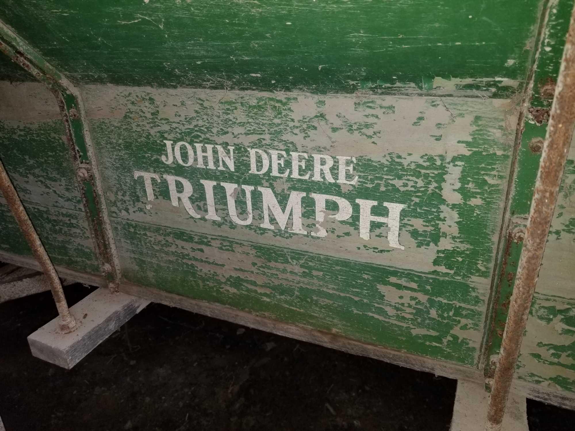 JOHN DEERE TRIUMPH WOOD FLARE BOX WAGON