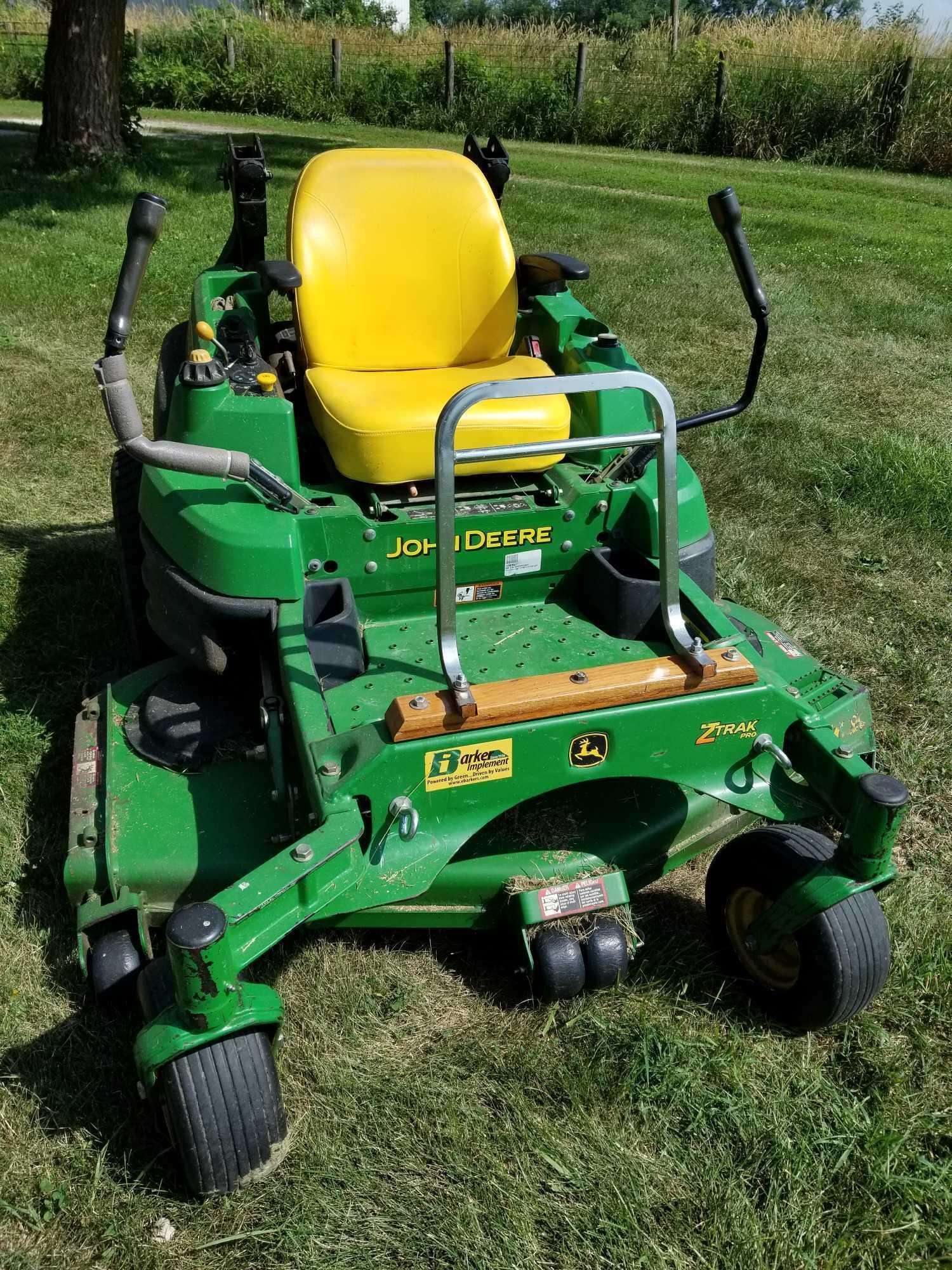 JOHN DEERE MODEL Z930A COMMERCIAL 60" ZERO TURN MOWER