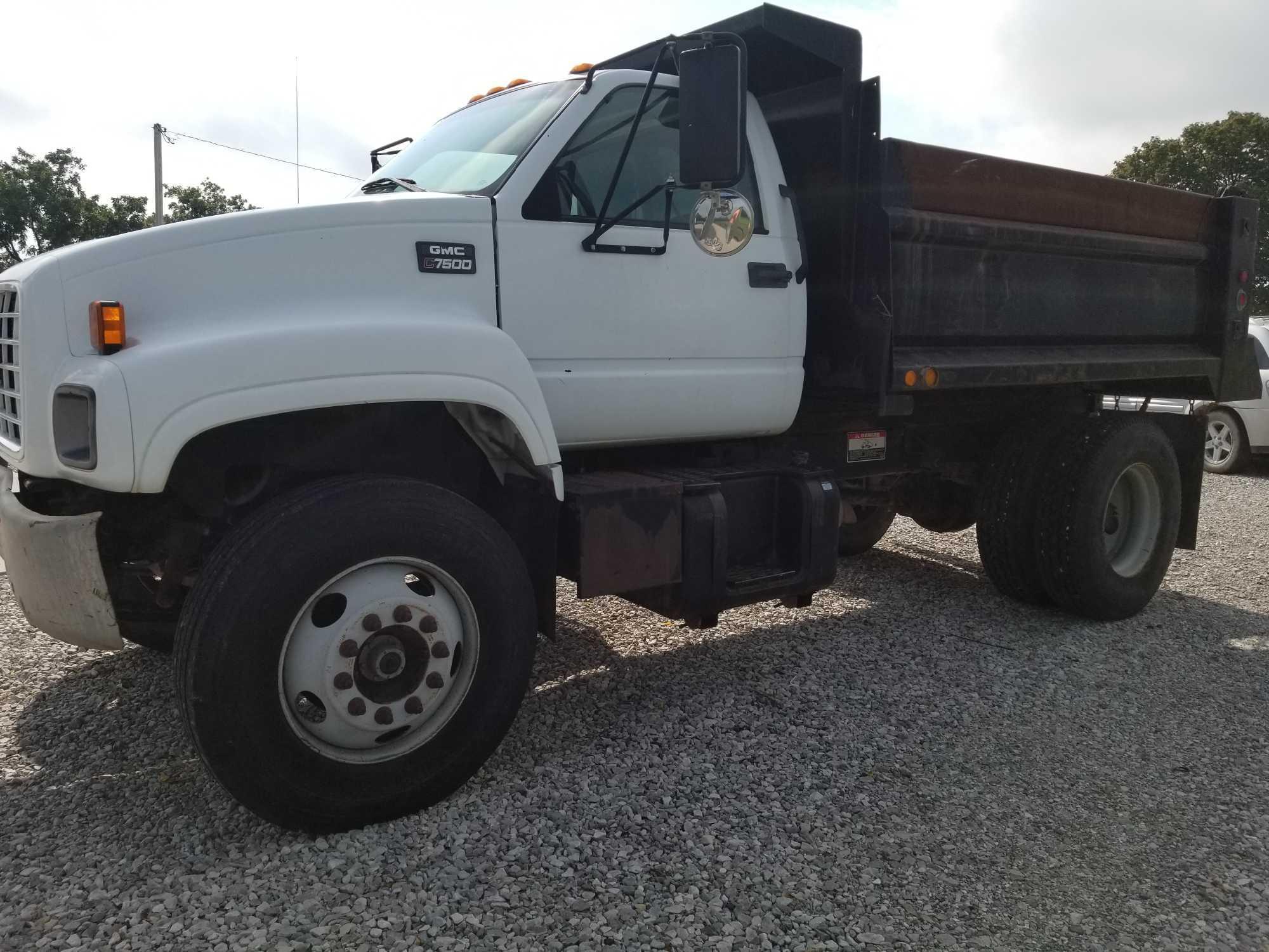 1999 GMC 7500 DUMP TRUCK