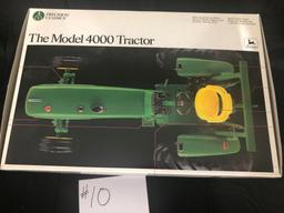 THE MODEL 4000 TRACTOR PRECISION CLASSICS 1/16 SCALE NO. 5684 NIB